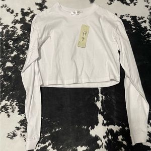 NWT RD Style Cropped Long Sleeve Top